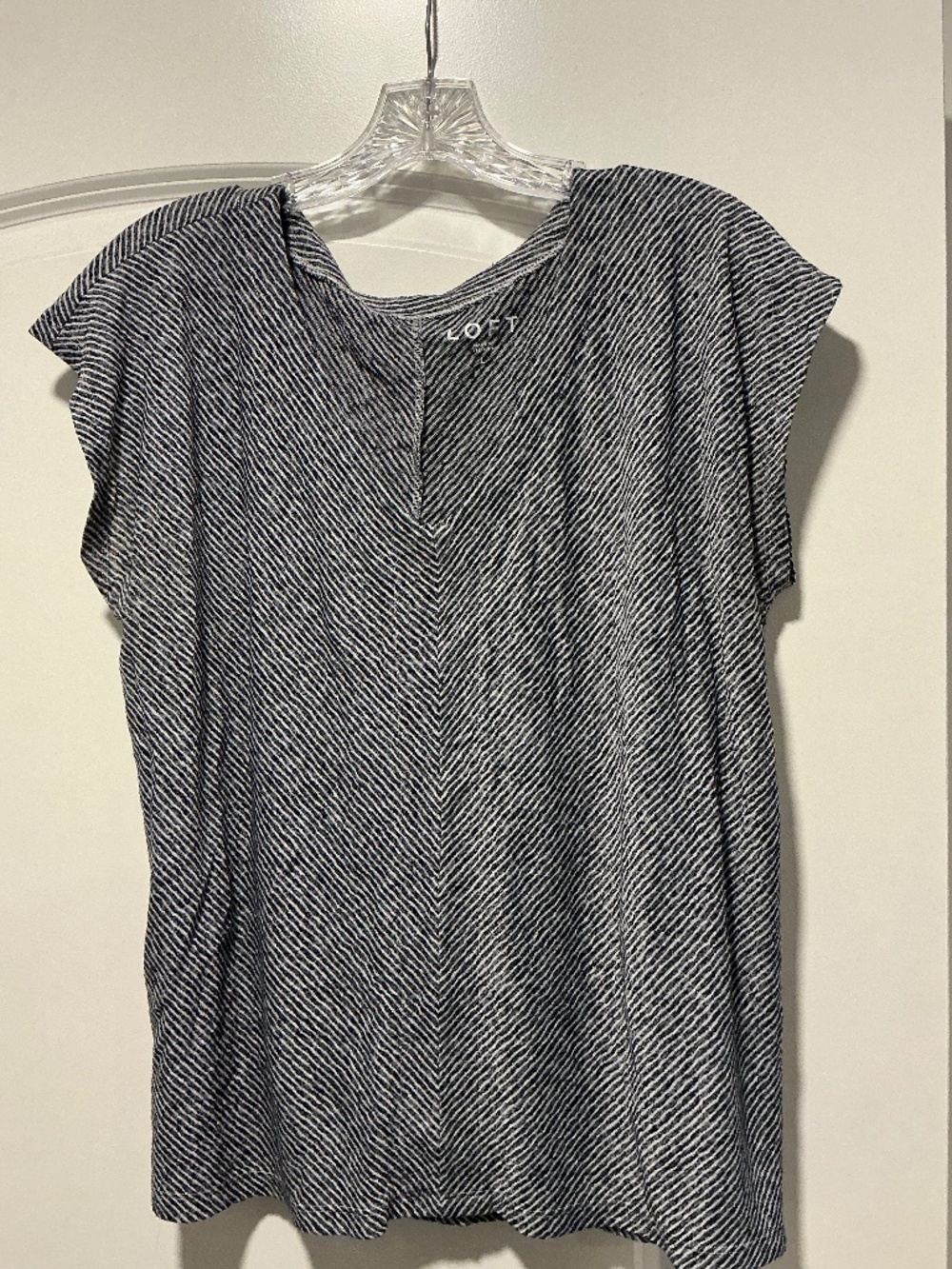 Loft VNeck Short Sleeve Top